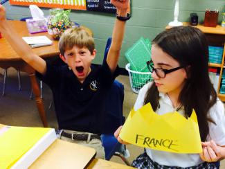 12002964_747165178728959_7794618620293036319_n